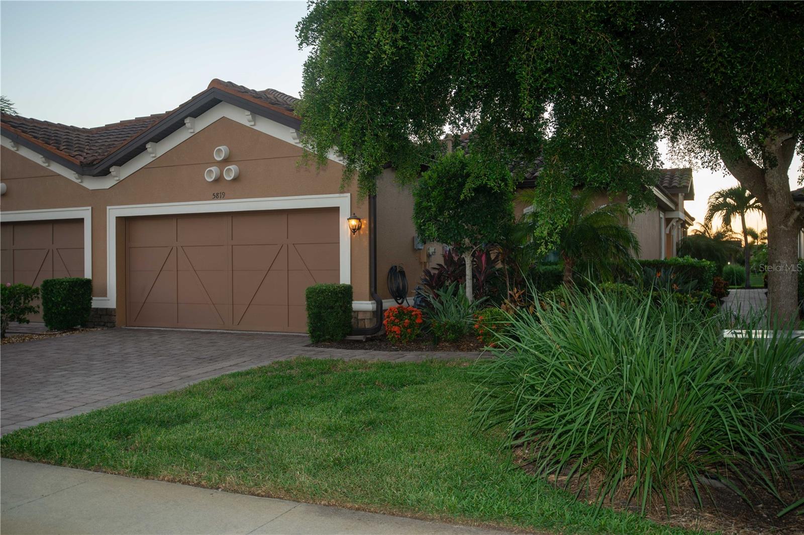 ESPLANADE BY SIESTA KEY - Residential Lease