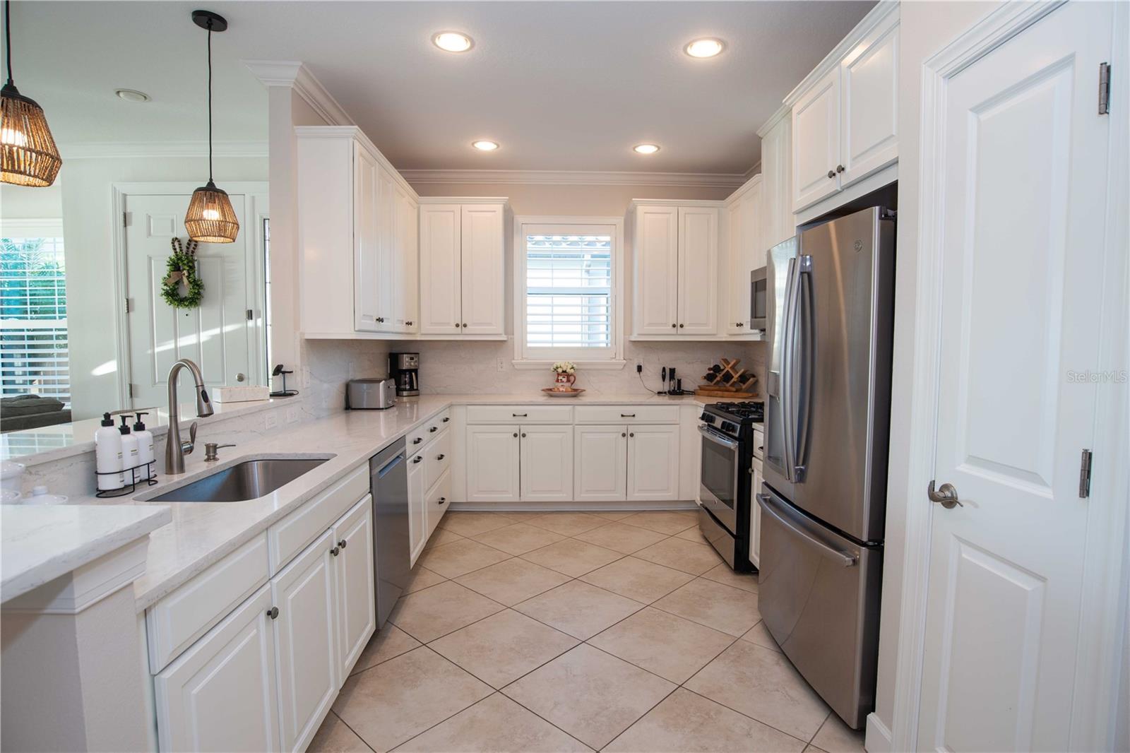 ESPLANADE BY SIESTA KEY - Residential Lease