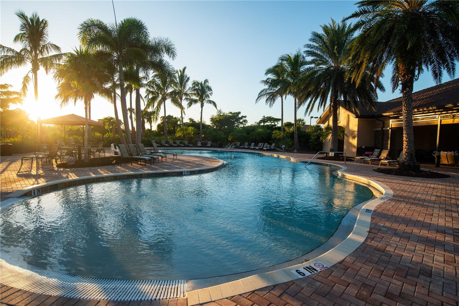 ESPLANADE BY SIESTA KEY - Residential Lease