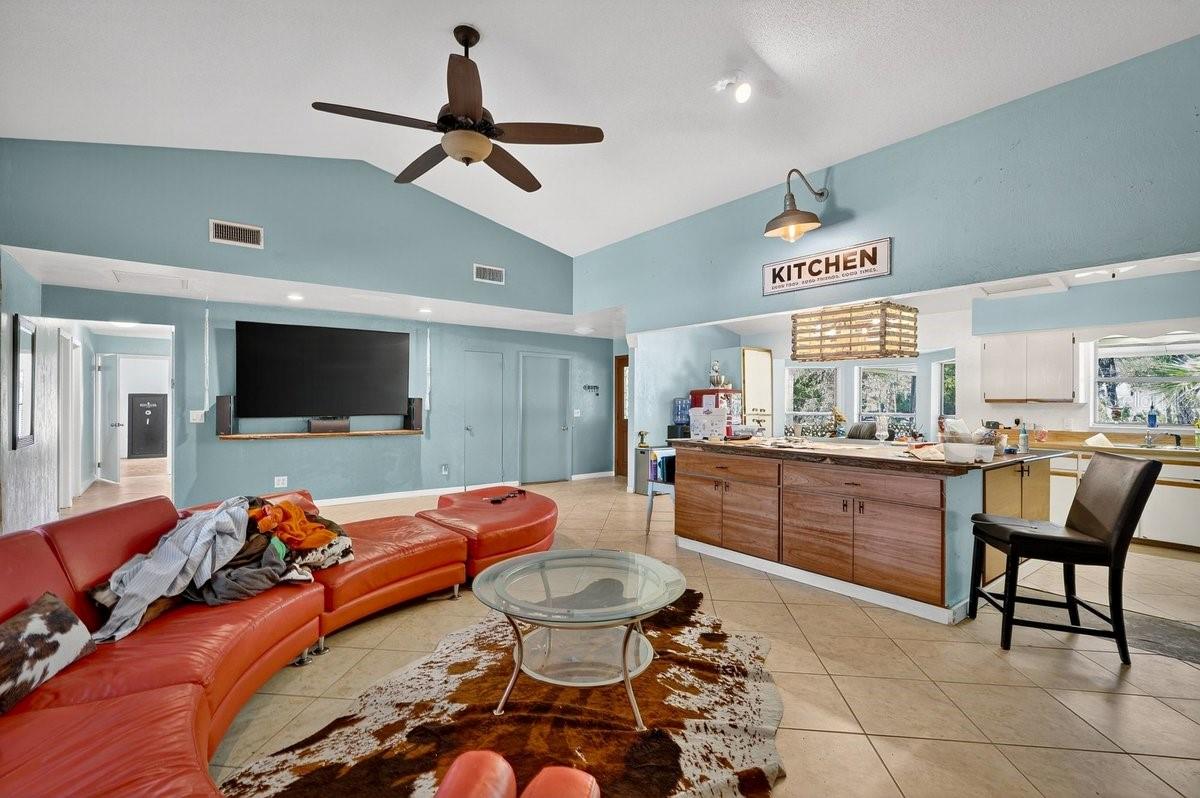 VILLAGE PINE RUN - Residential