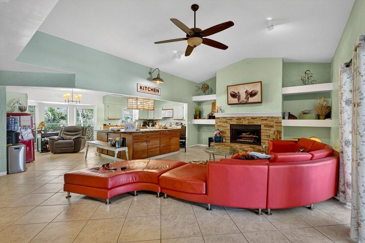 VILLAGE PINE RUN - Residential