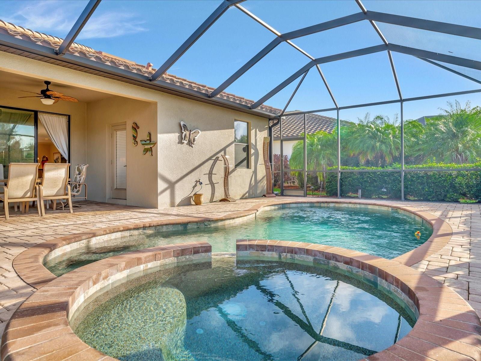 RIVER STRAND - Residential