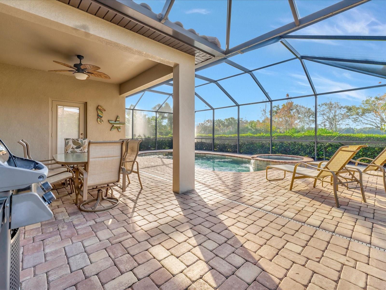 RIVER STRAND - Residential