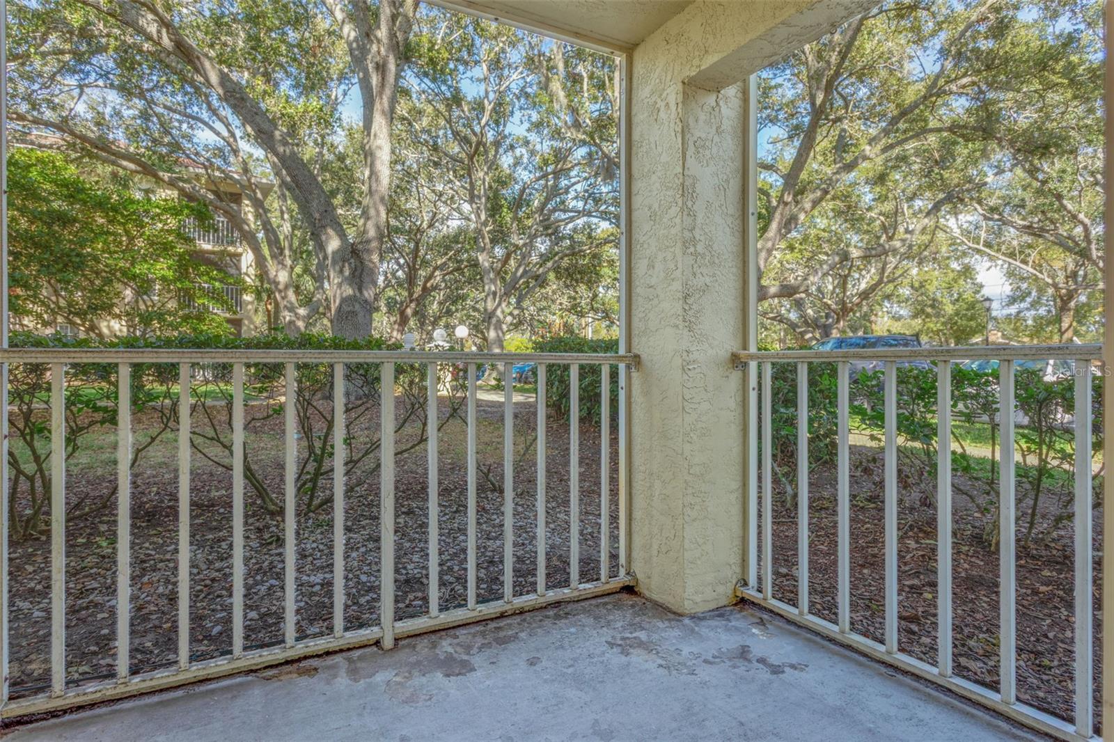 MEADOWLAKE PALM HARBOR CONDO - Residential