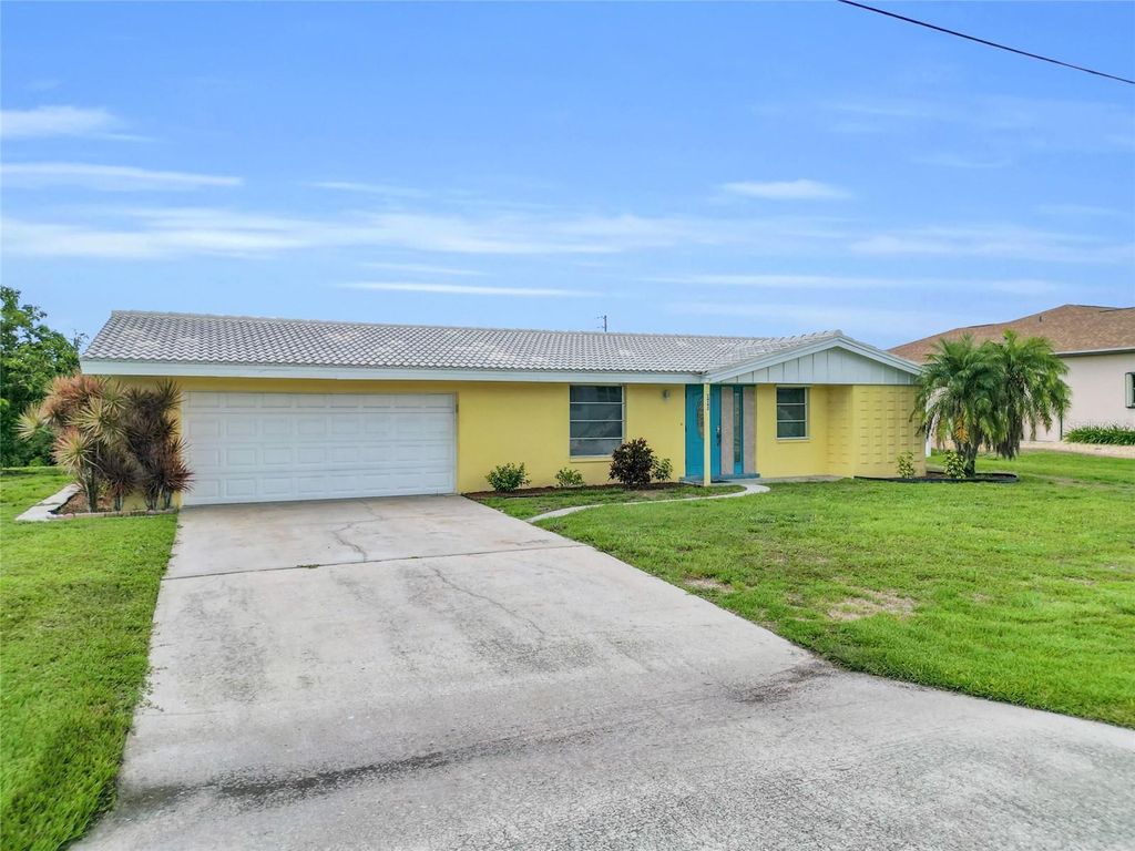 Photo of 644 Bonita Court, Punta Gorda, FL 33950 (MLS # C7511732)