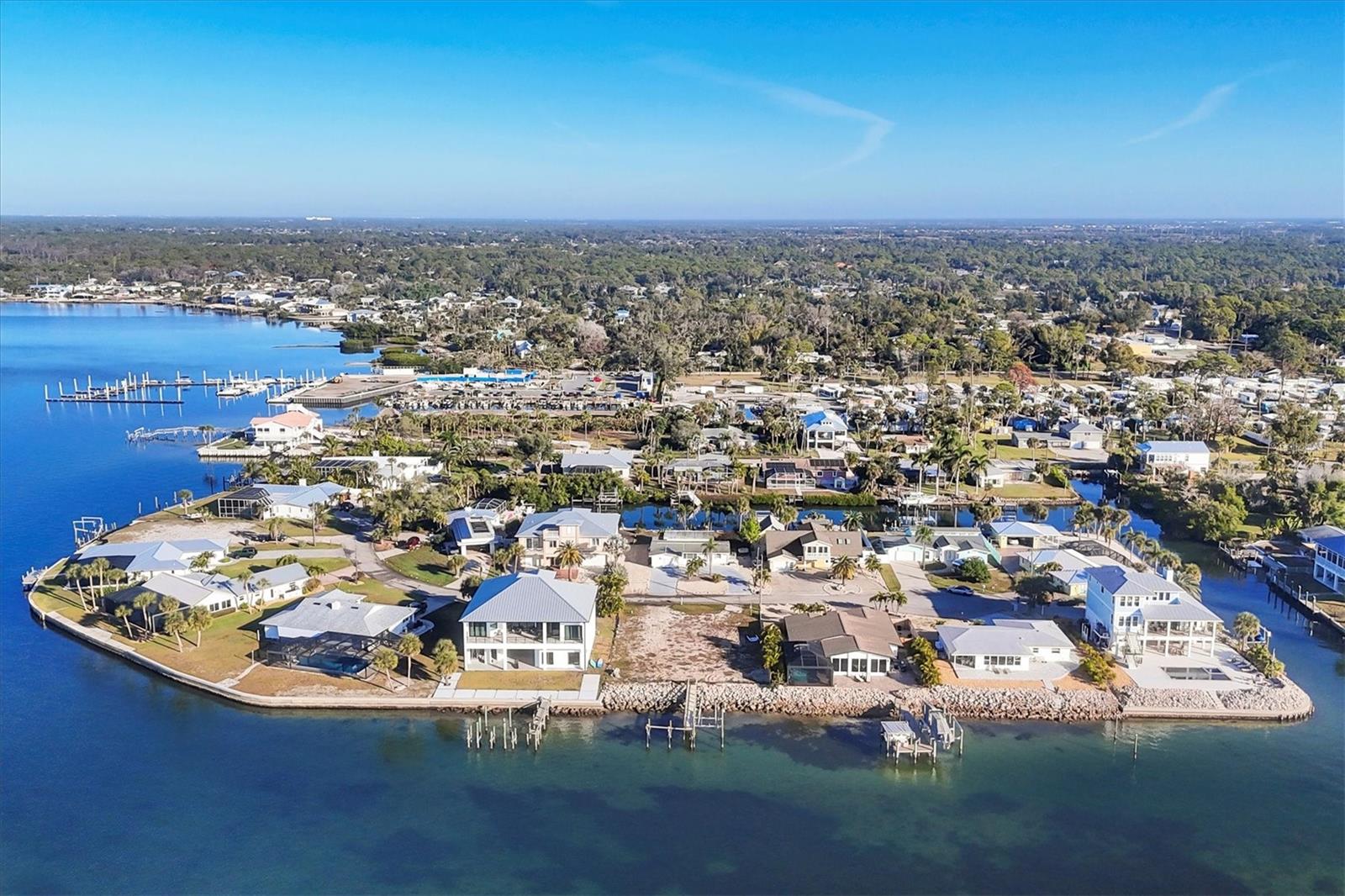 SOUTH WIND HARBOR - Land