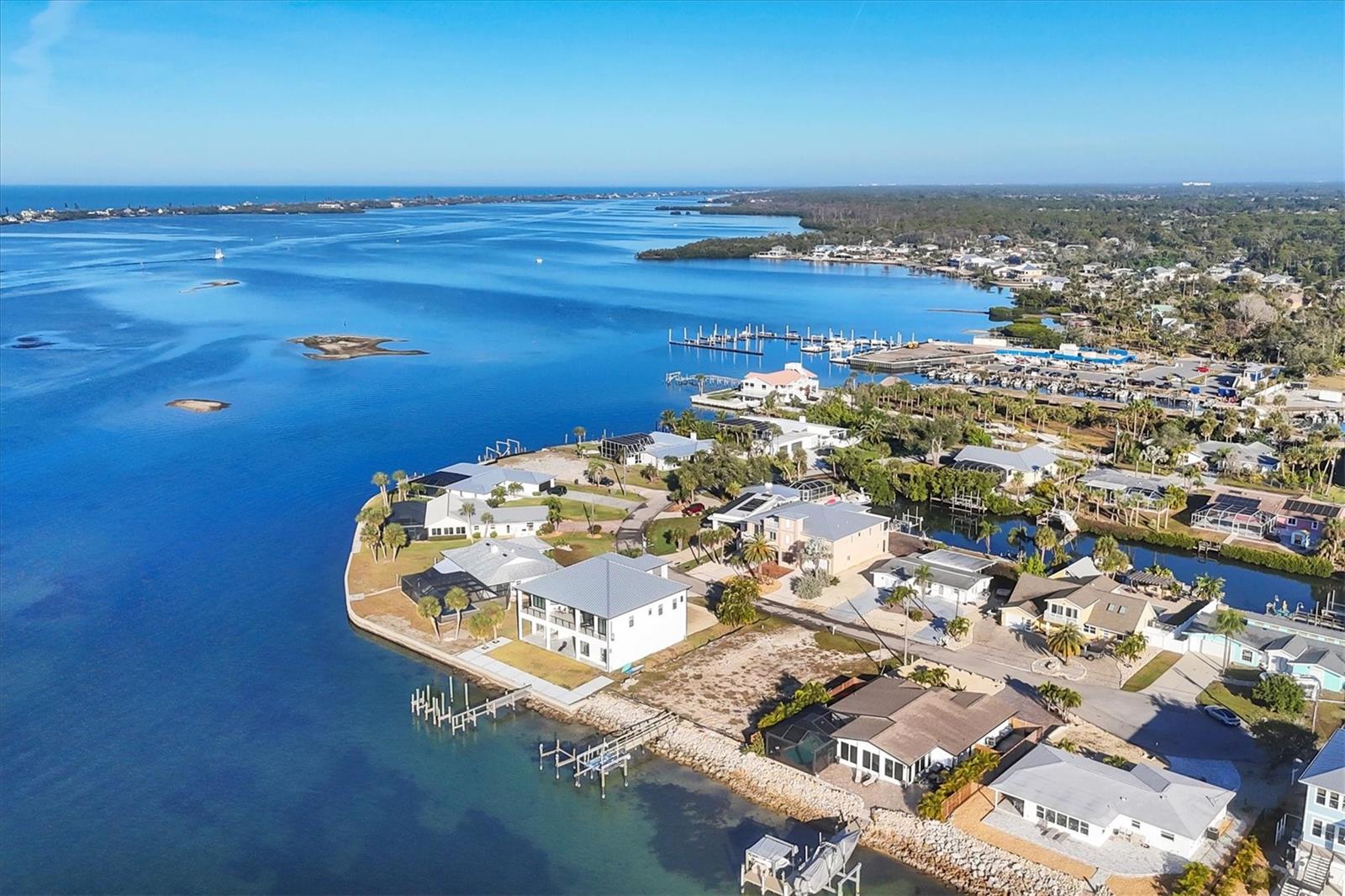 SOUTH WIND HARBOR - Land