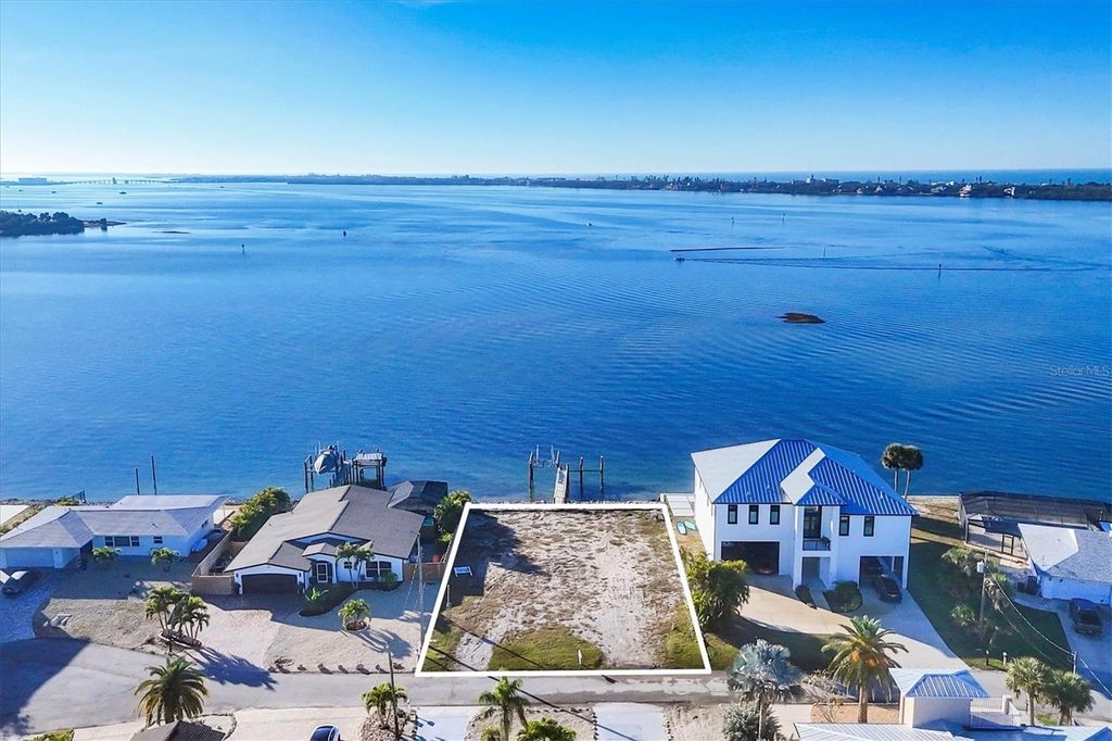 Photo of 16 Southwind Drive, Englewood, FL 34223 (MLS # D6145451)