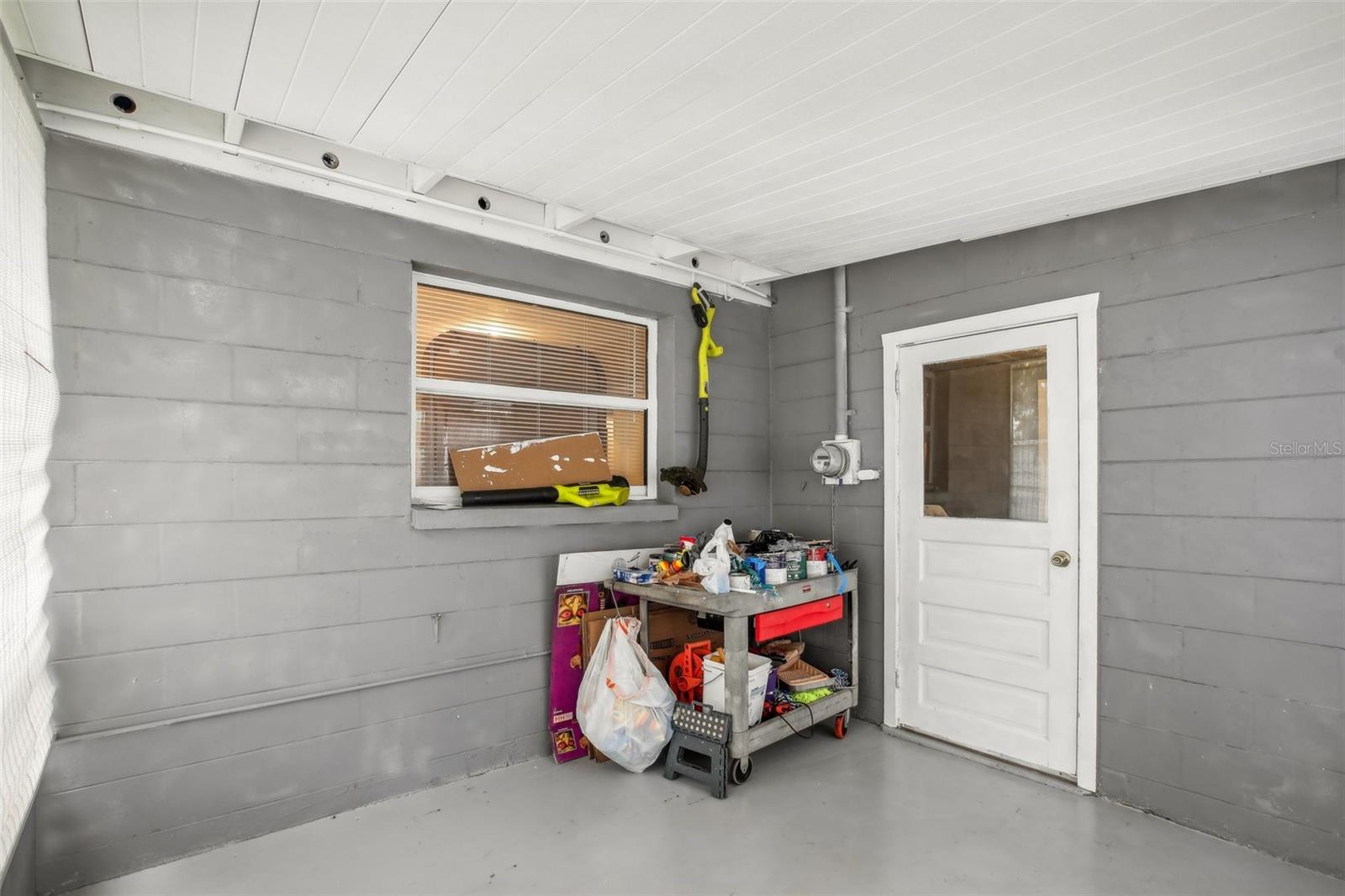 SEMINOLE GARDENS - Residential