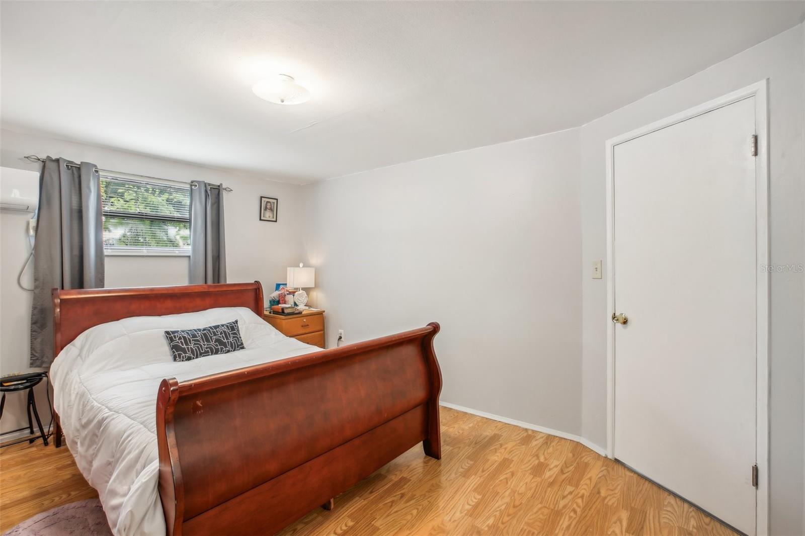 SEMINOLE GARDENS - Residential