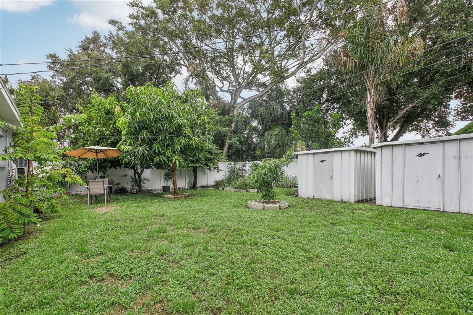 SEMINOLE GARDENS - Residential