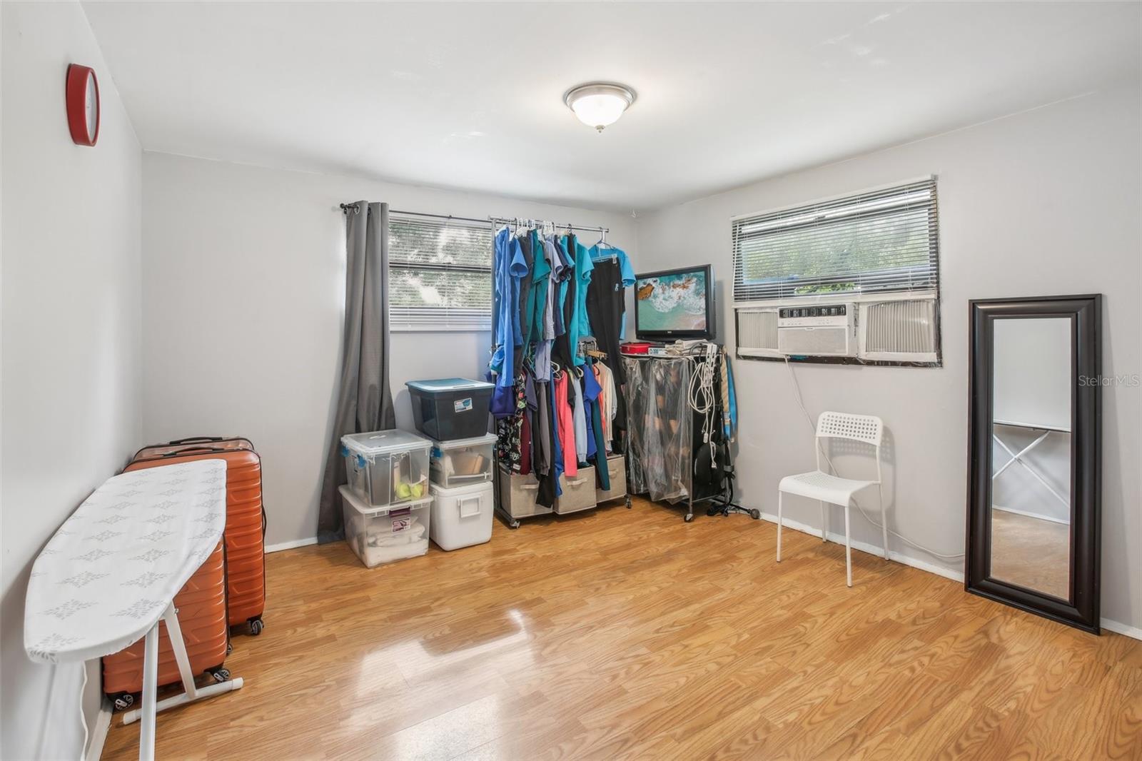 SEMINOLE GARDENS - Residential