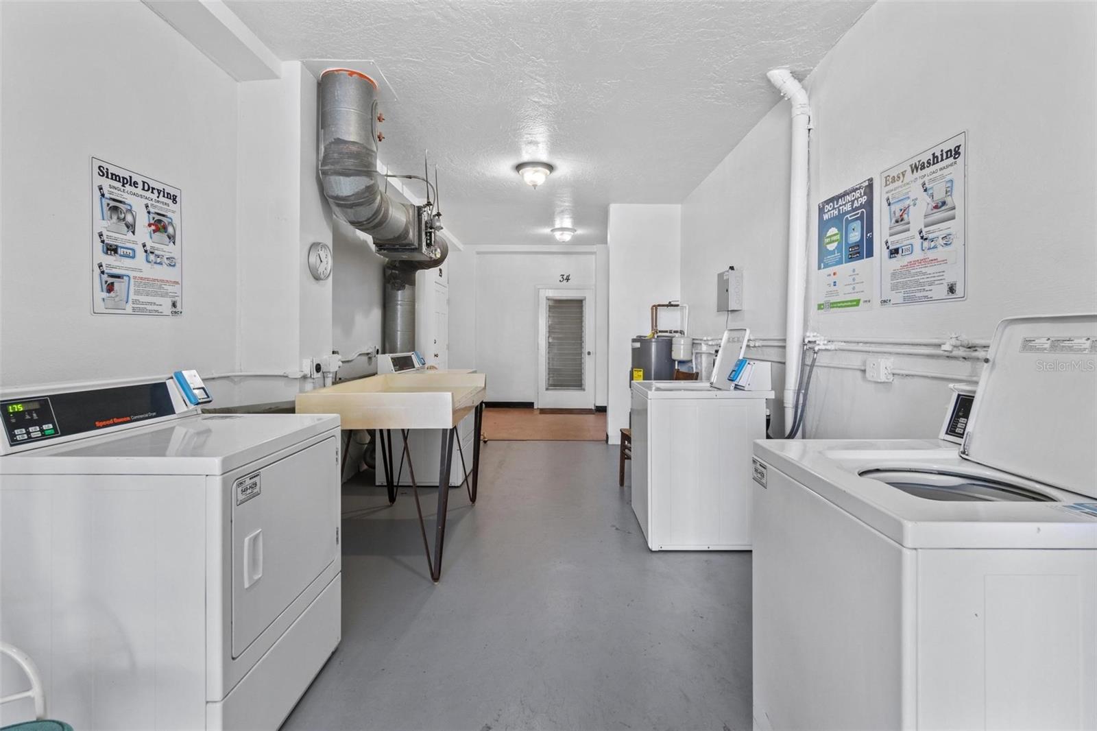 ON TOP OF THE WORLD - Residential