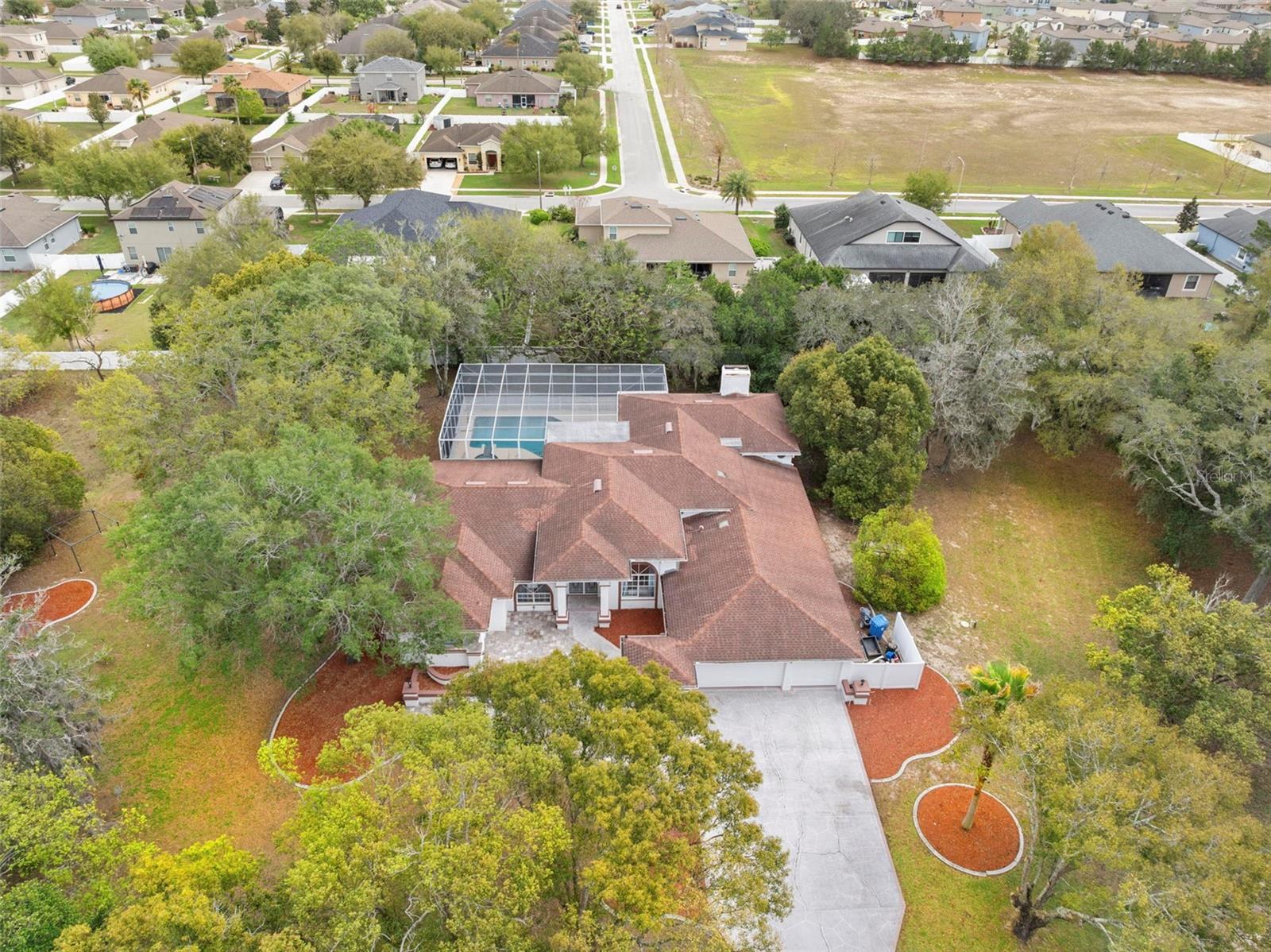 EAST LINDEN ESTATE - Residential