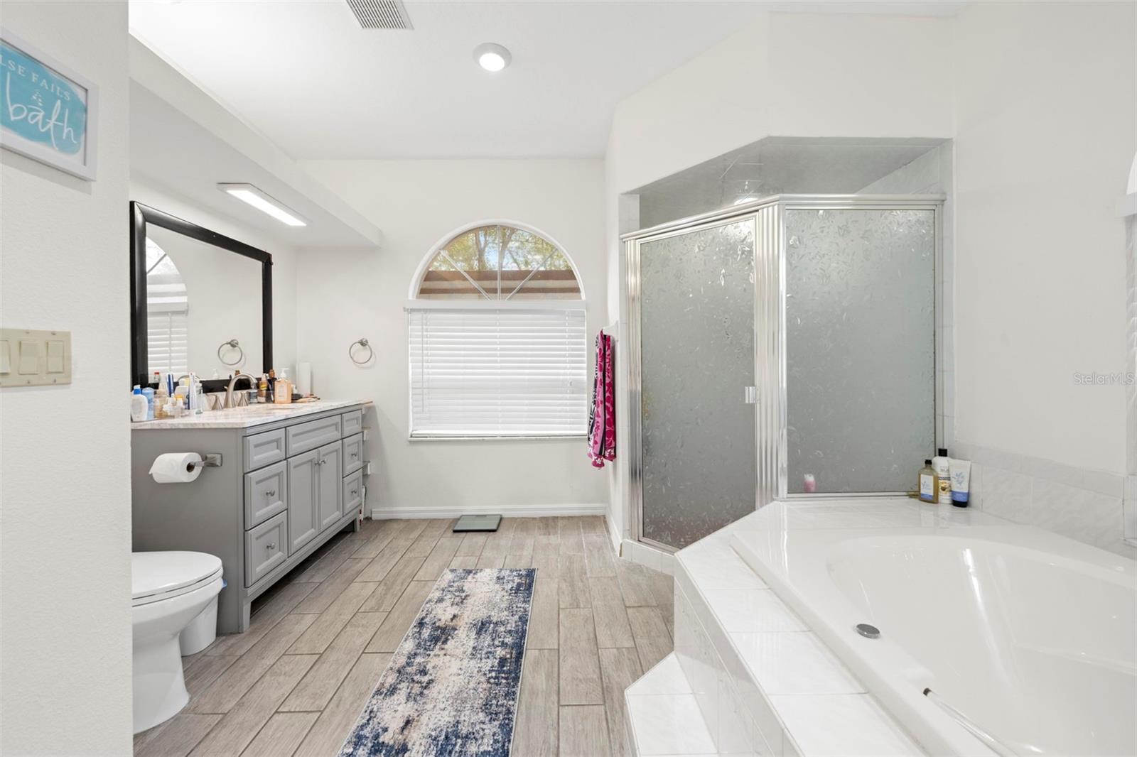 EAST LINDEN ESTATE - Residential