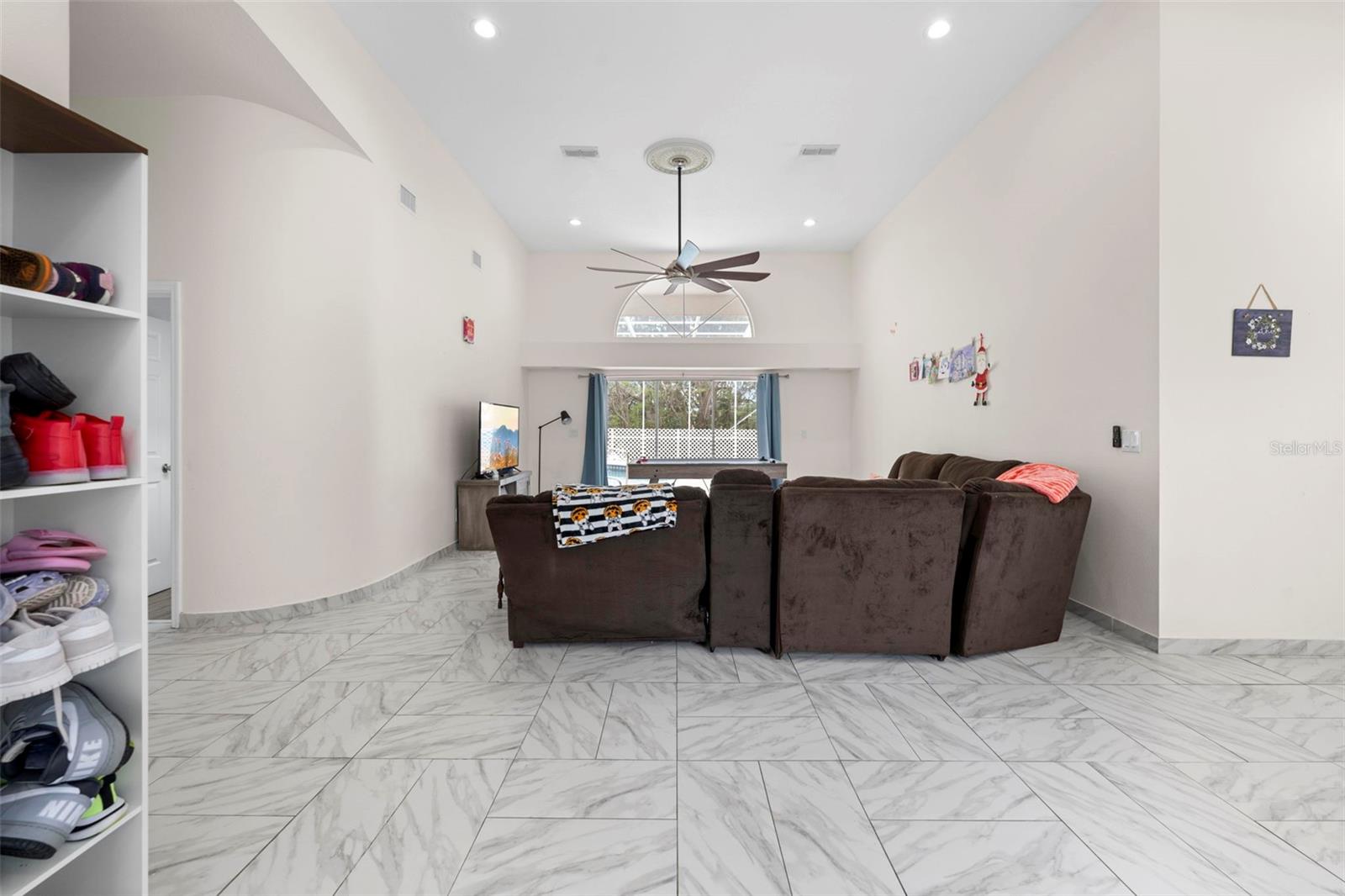 EAST LINDEN ESTATE - Residential