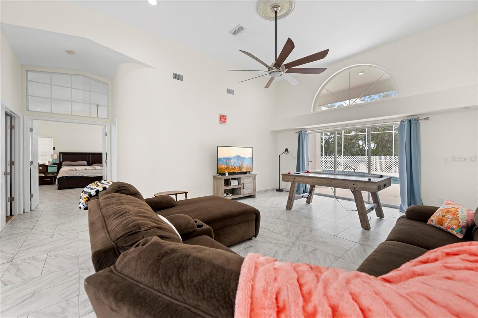 EAST LINDEN ESTATE - Residential