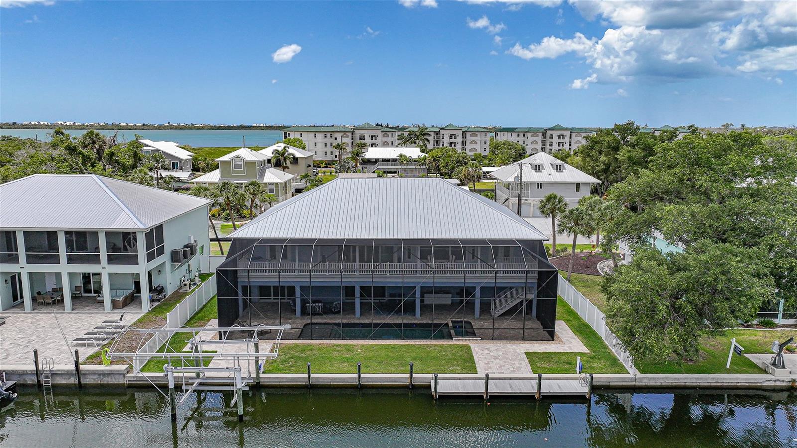PINE COVE - Residential