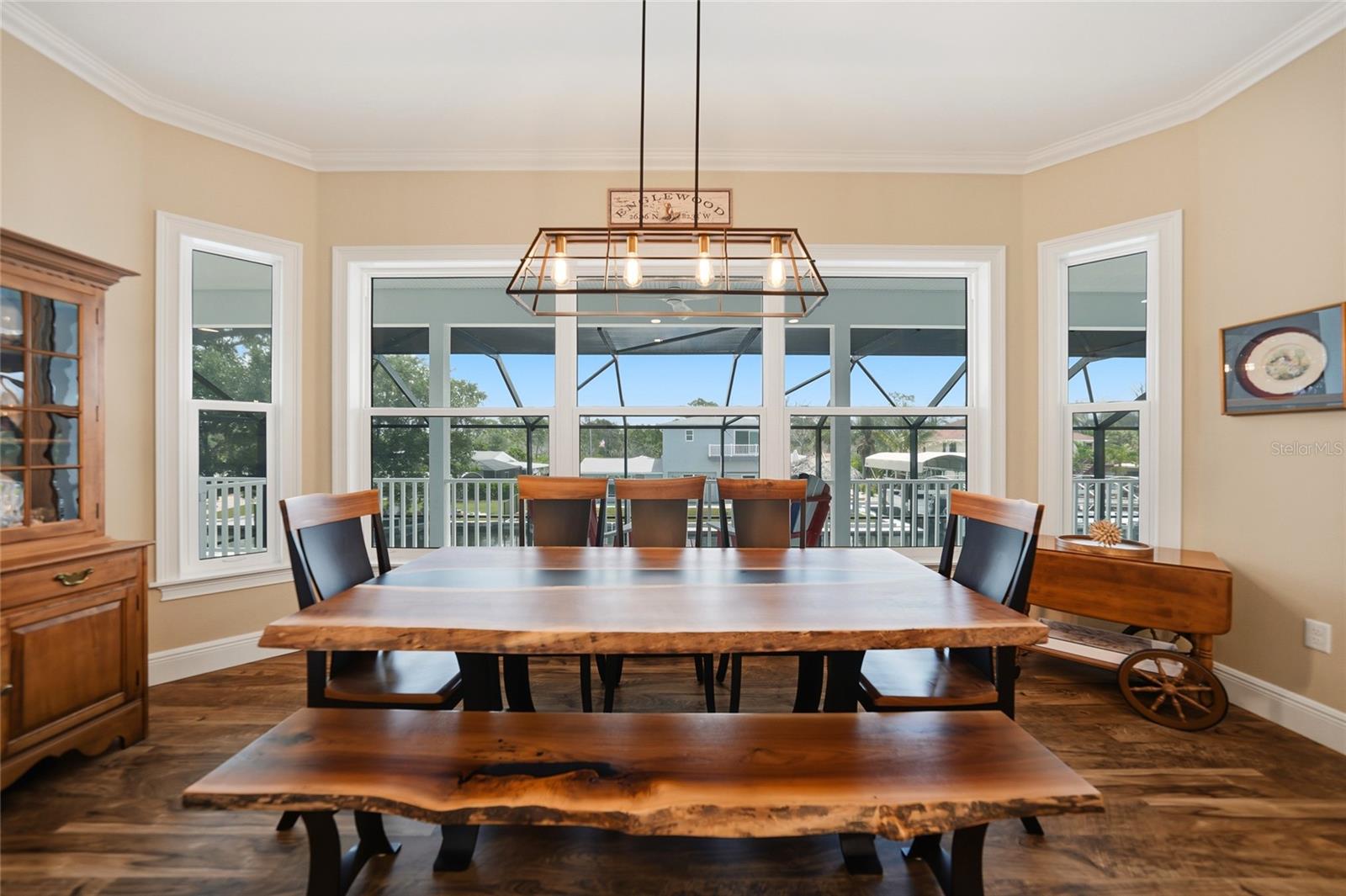 PINE COVE - Residential