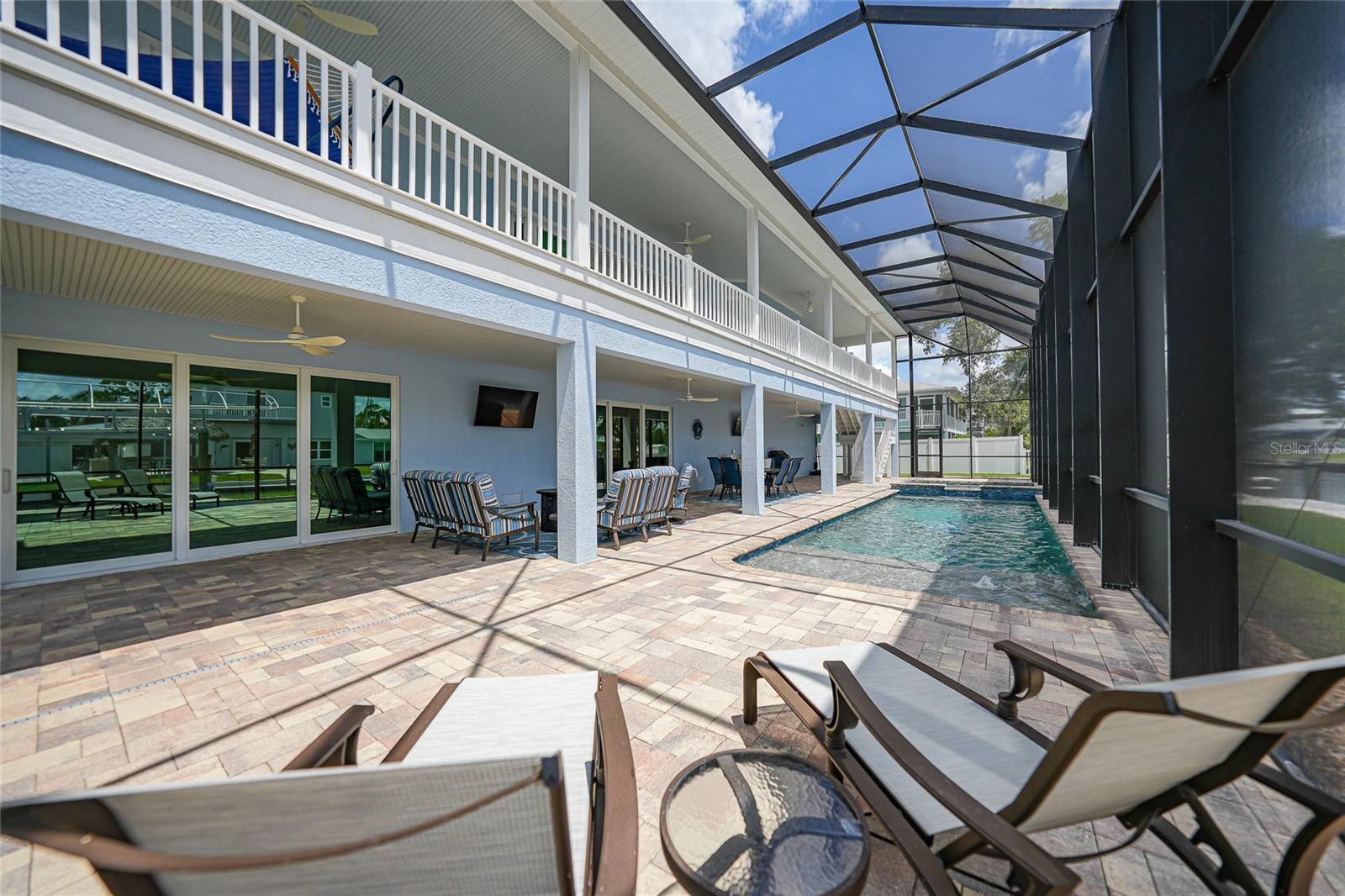 PINE COVE - Residential