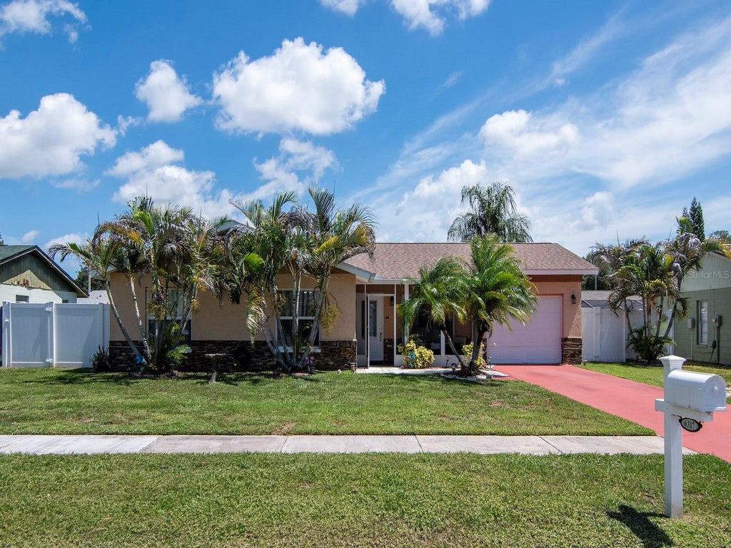 Photo of 6317 Frost Drive, Tampa, FL 33625 (MLS # O6417522)