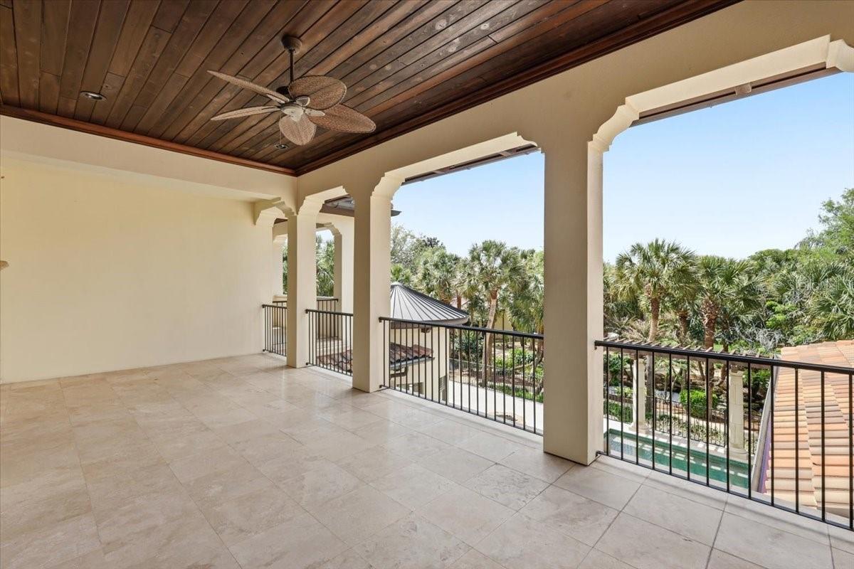 GARDENS/ISLEWORTH UN #2 - Residential