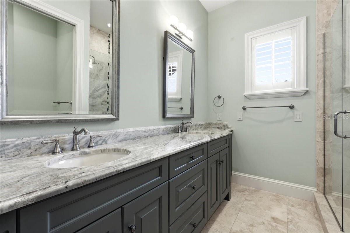 GARDENS/ISLEWORTH UN #2 - Residential