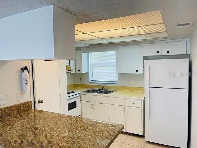 SUNSET TERRACE SUB - Residential Lease