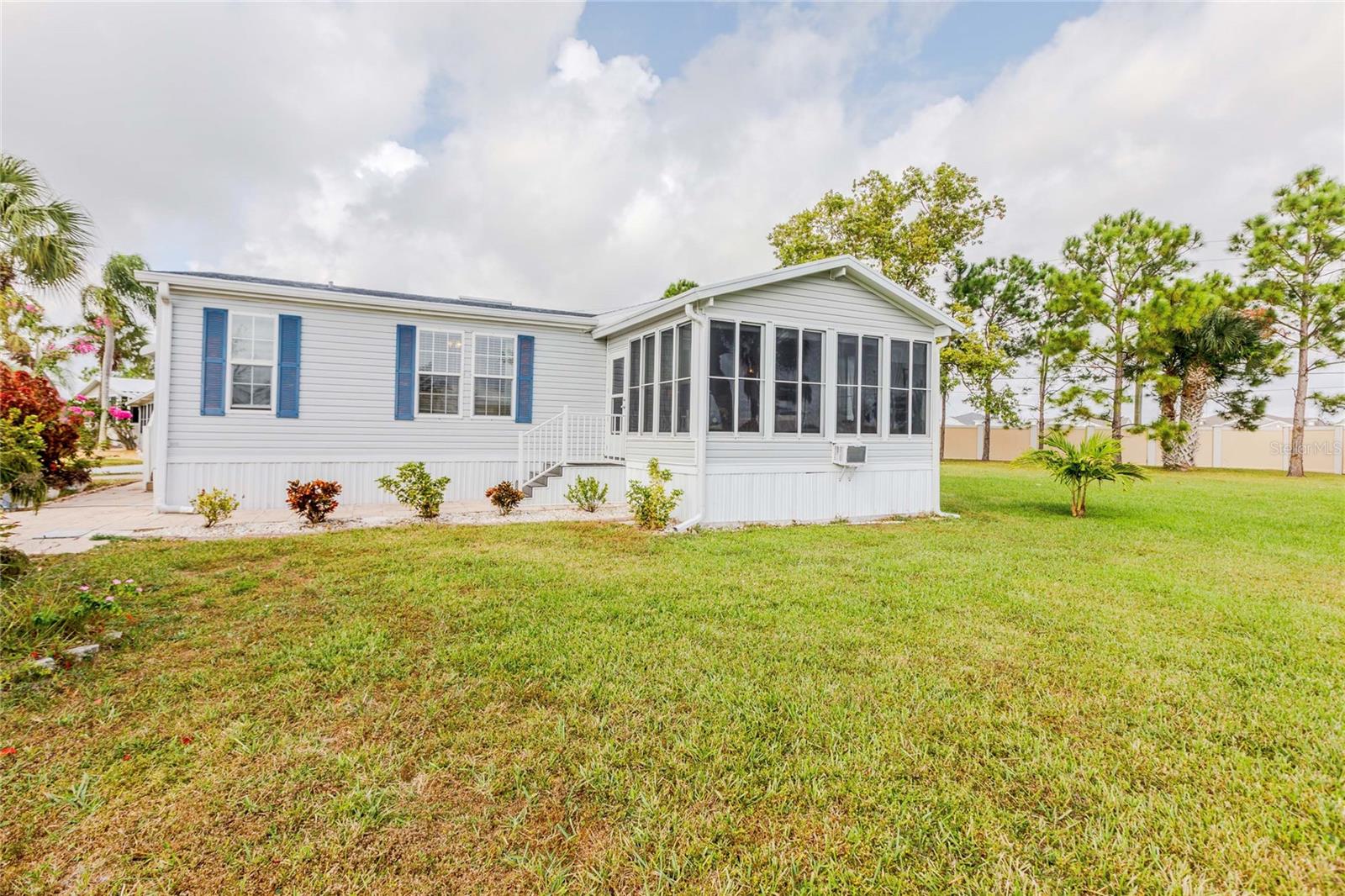 2100 KINGS HIGHWAY 376