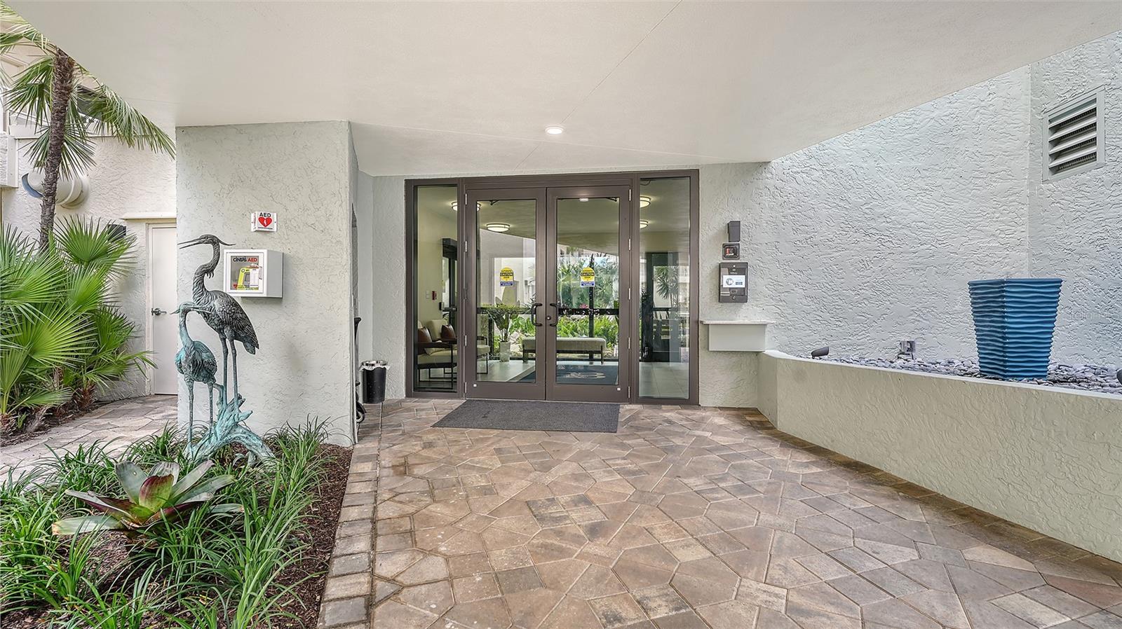 GULF & BAY CLUB PH 6 - Residential