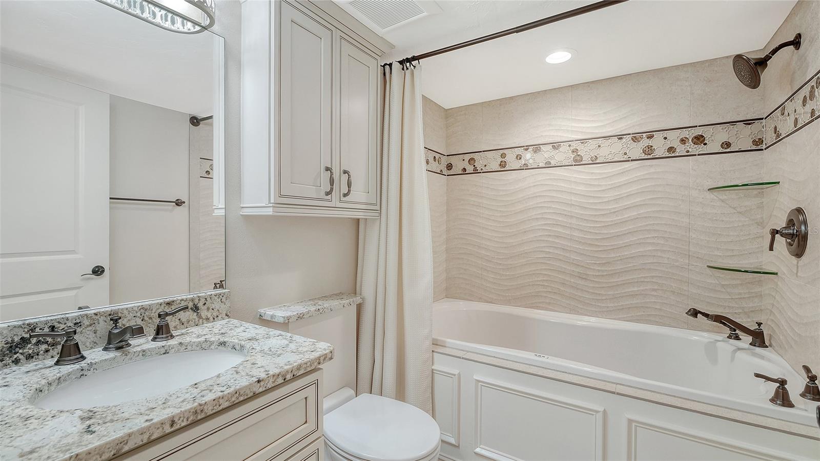 GULF & BAY CLUB PH 6 - Residential