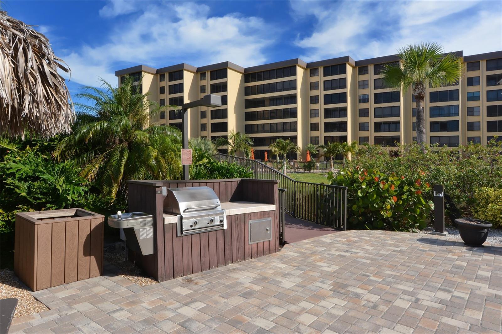 GULF & BAY CLUB PH 6 - Residential