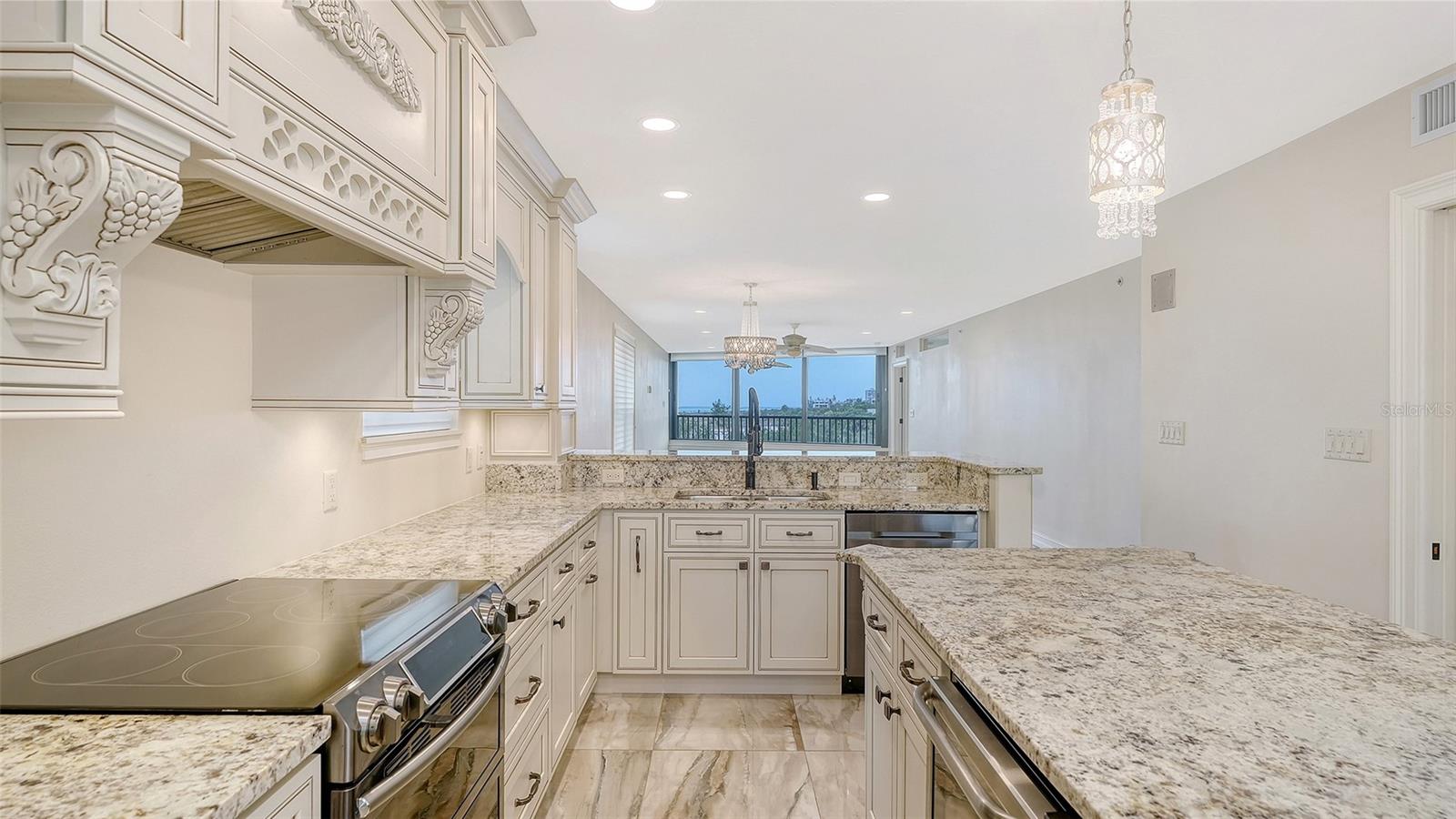 GULF & BAY CLUB PH 6 - Residential