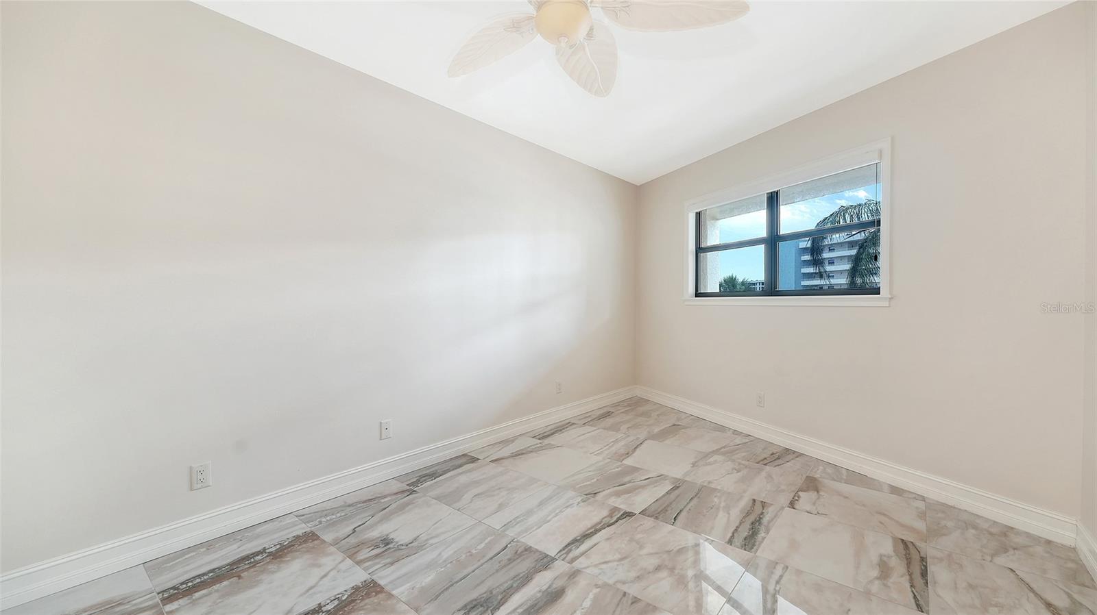 GULF & BAY CLUB PH 6 - Residential