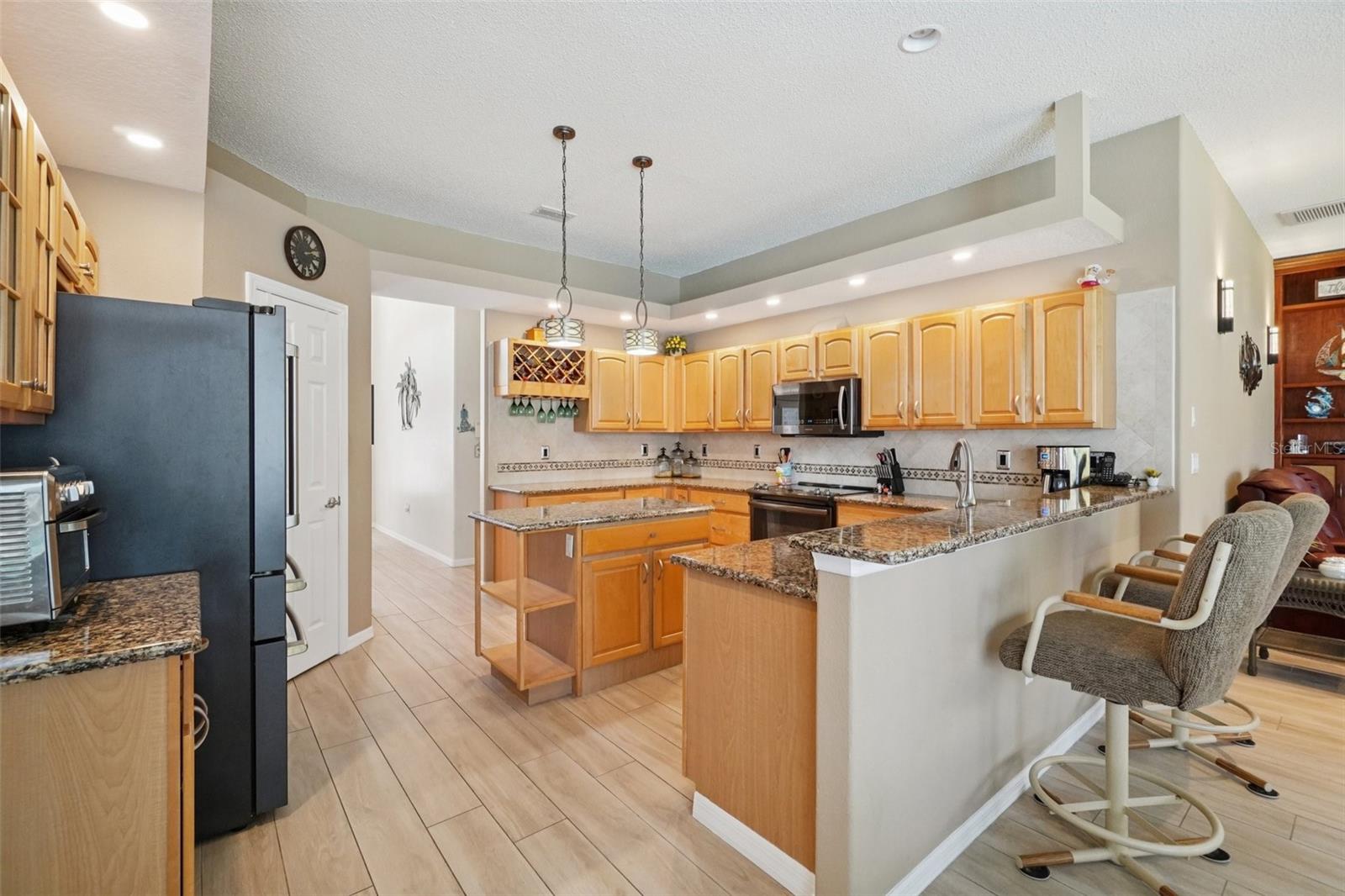 SPRING HILL - Residential