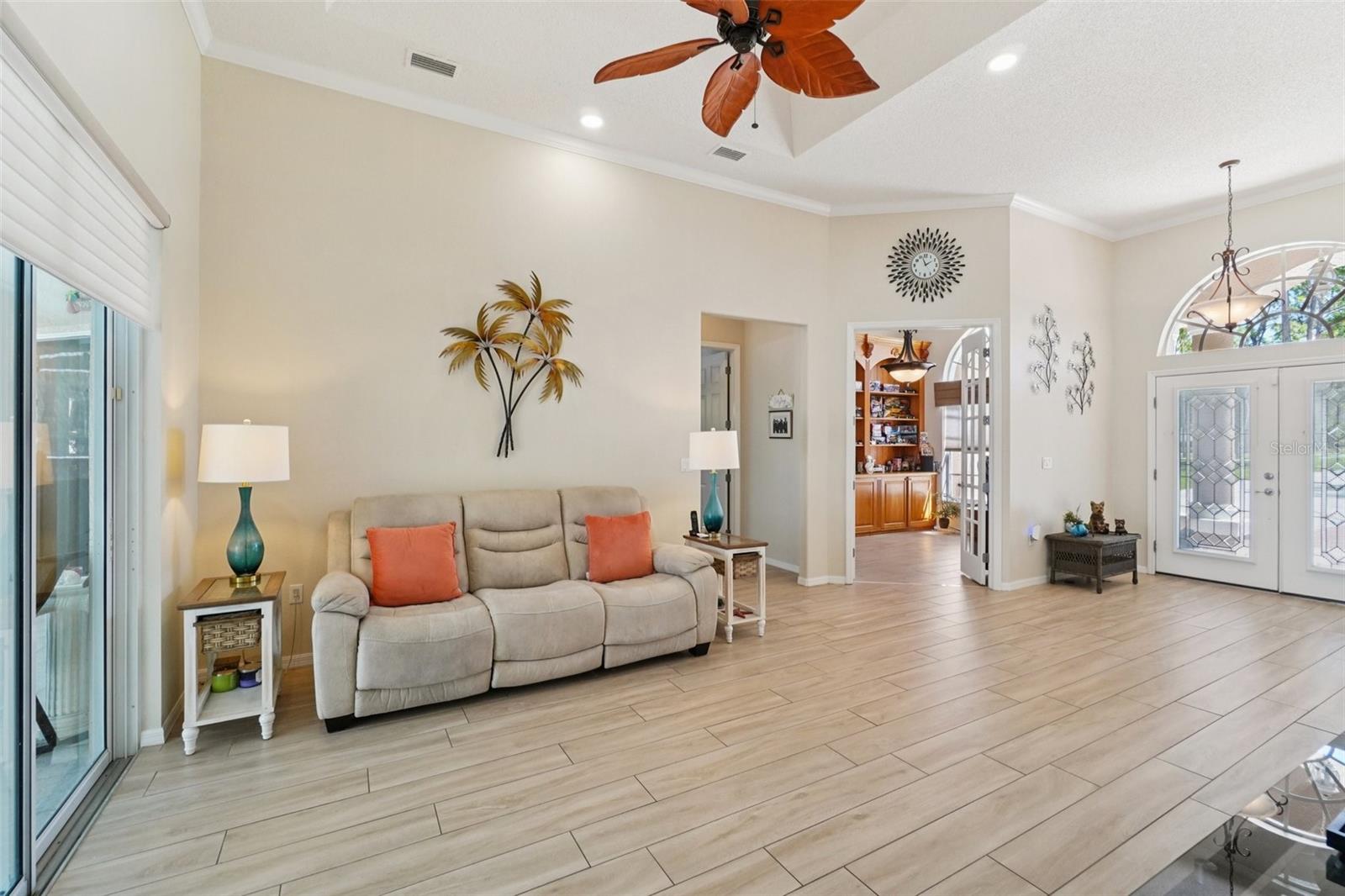 SPRING HILL - Residential