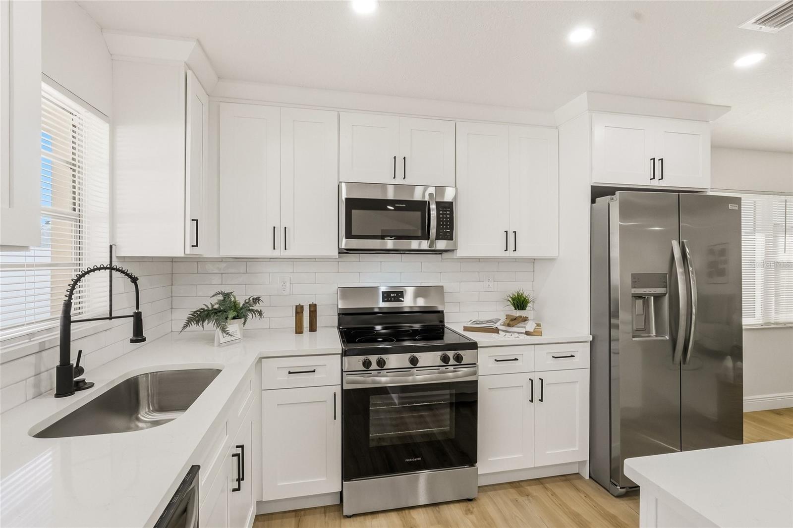 DEL PRADO IMPERIAL - Residential