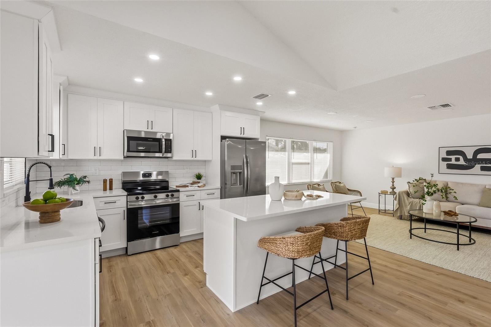 DEL PRADO IMPERIAL - Residential