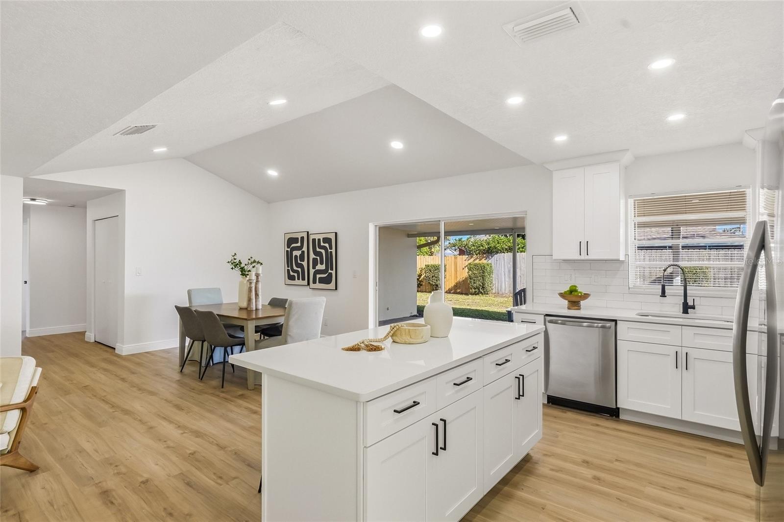 DEL PRADO IMPERIAL - Residential