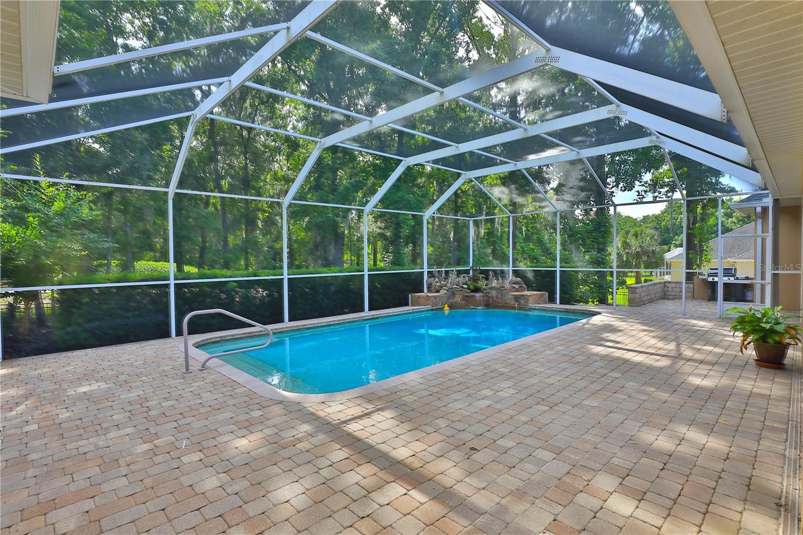 COUNTRY CLUB/OCALA UN 01 - Residential