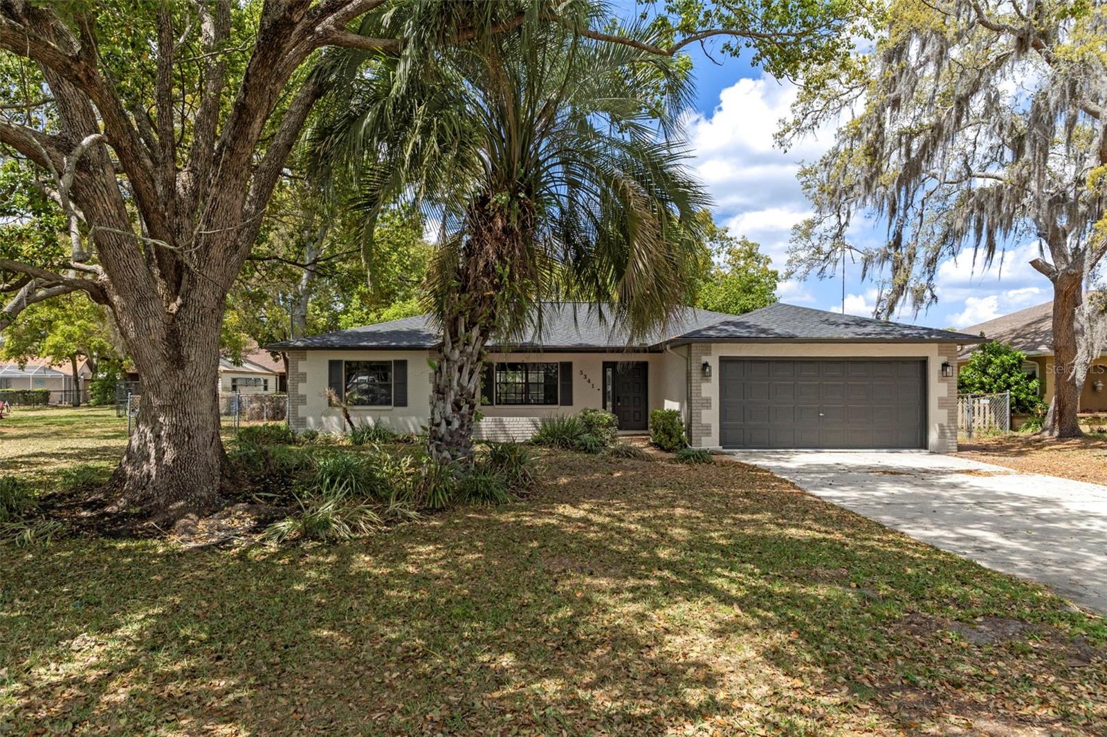 SPRING HILL - Residential