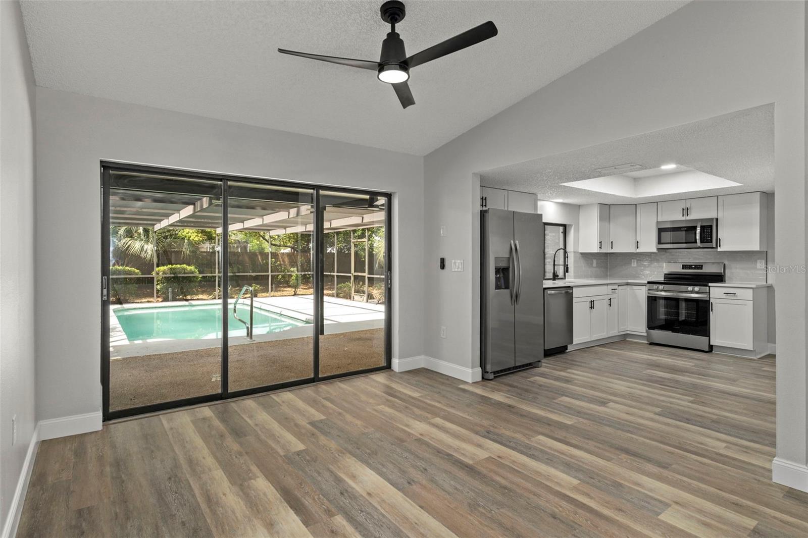 SPRING HILL - Residential