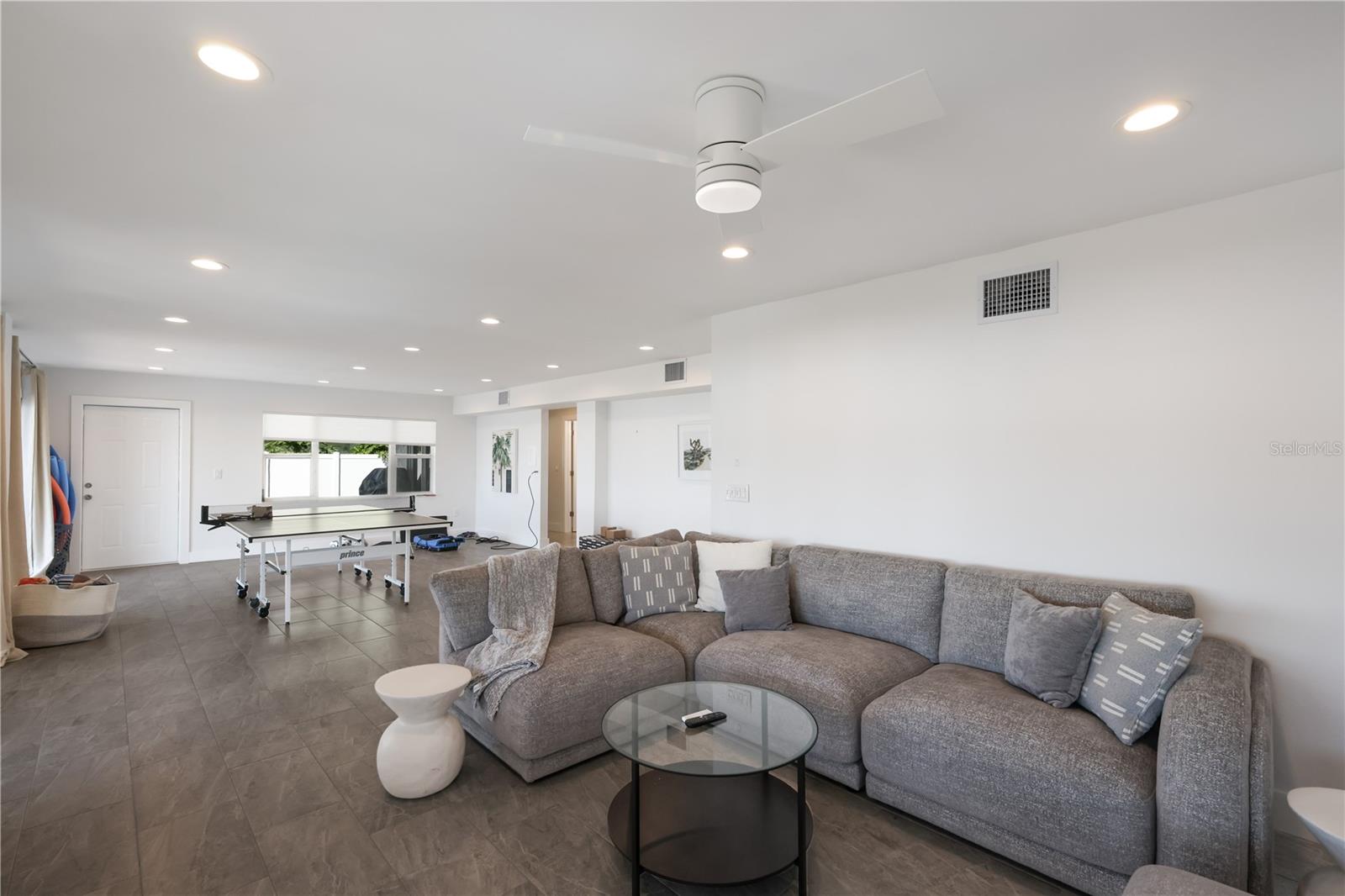 CONQUISTADOR BAYSIDE - Residential