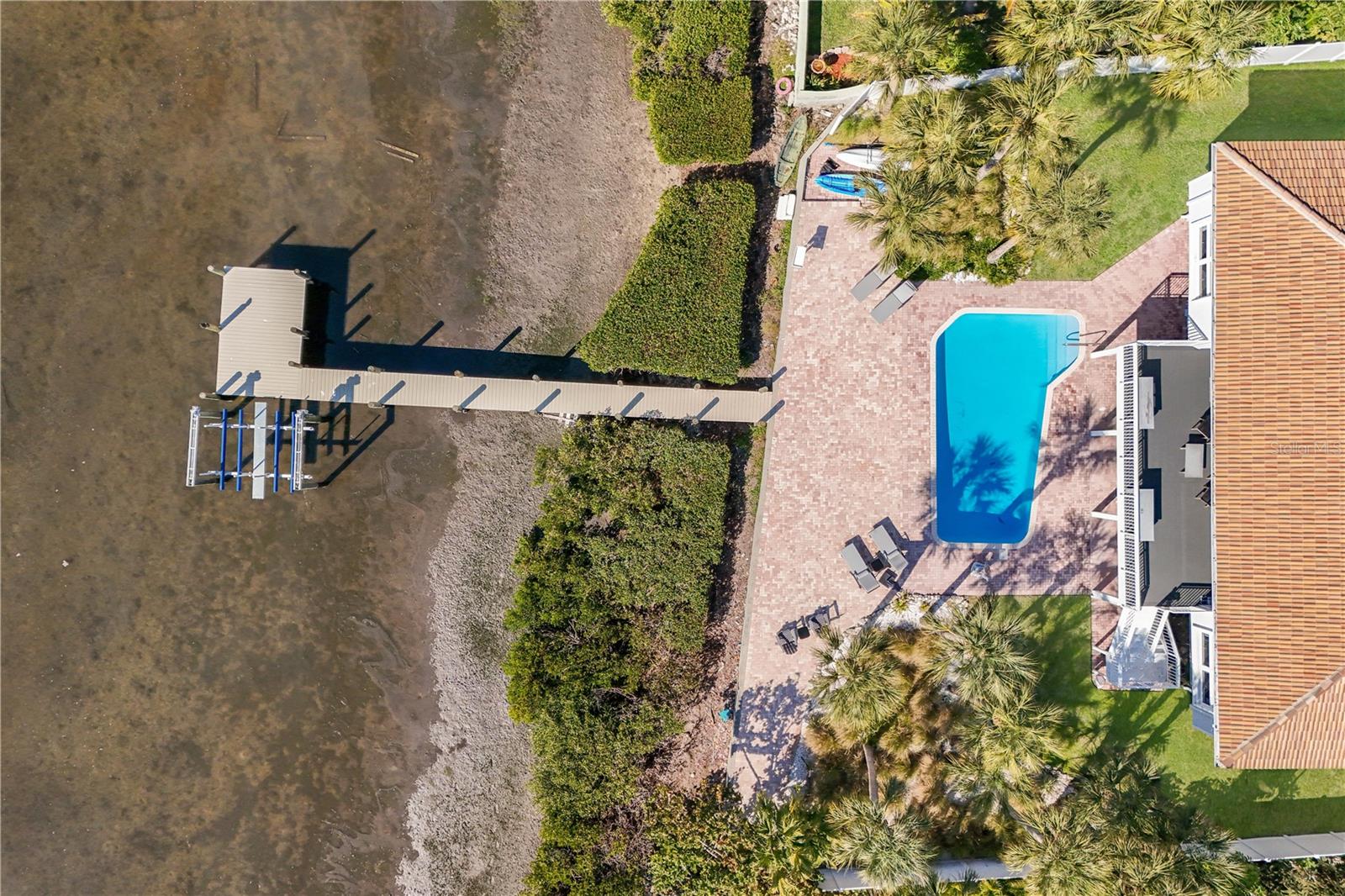 CONQUISTADOR BAYSIDE - Residential