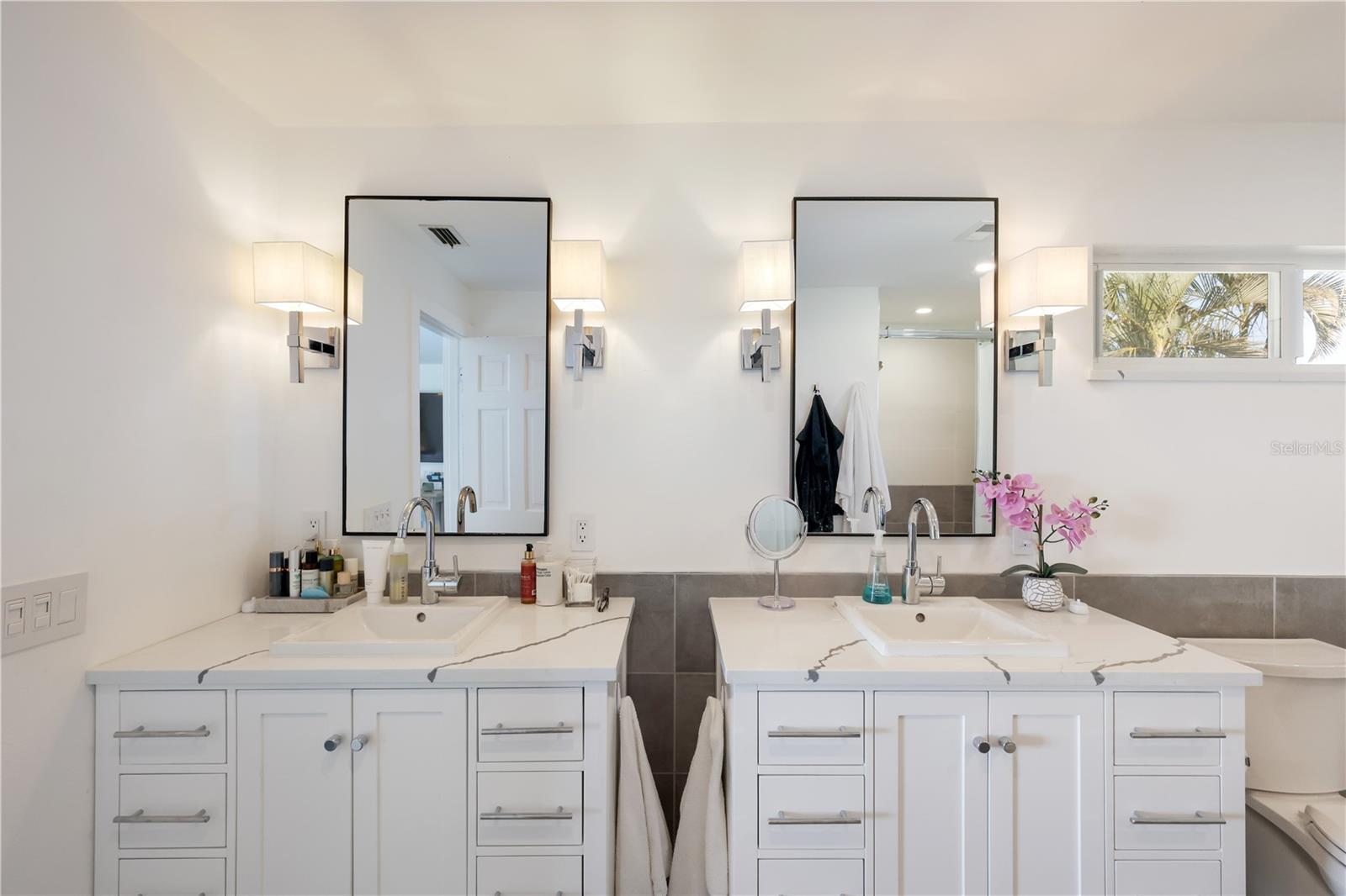 CONQUISTADOR BAYSIDE - Residential