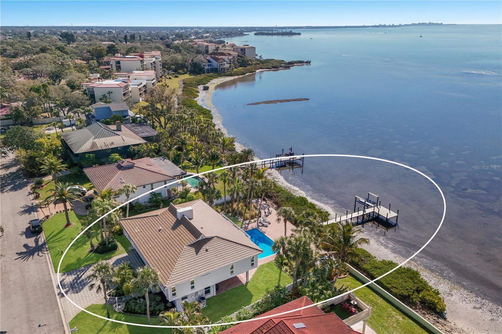 CONQUISTADOR BAYSIDE - Residential