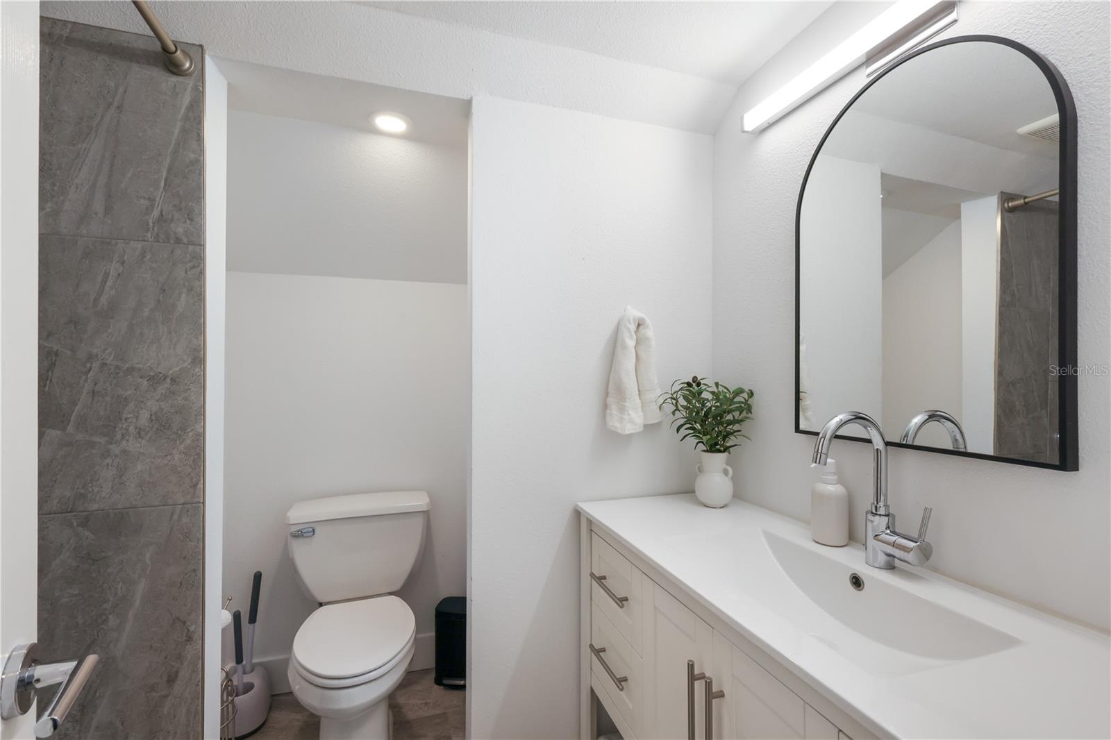 CONQUISTADOR BAYSIDE - Residential