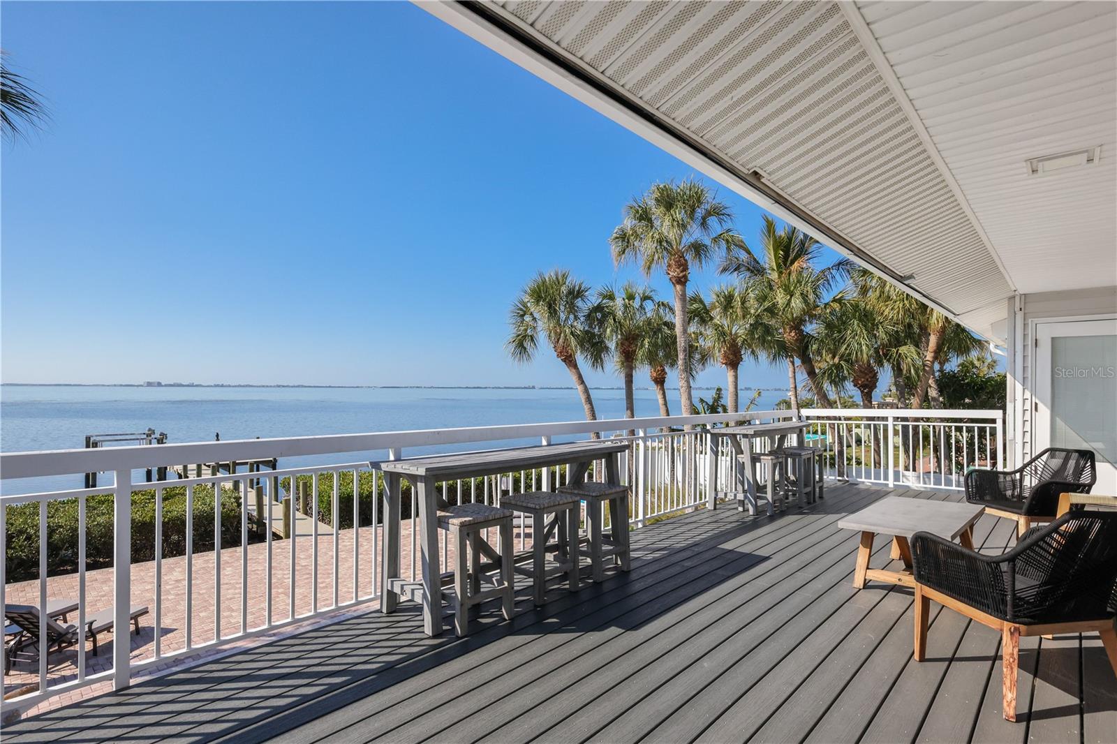 CONQUISTADOR BAYSIDE - Residential