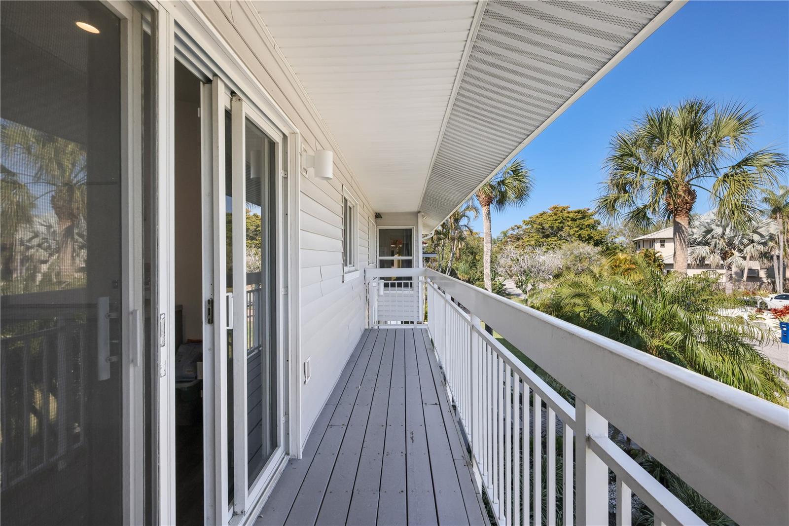 CONQUISTADOR BAYSIDE - Residential