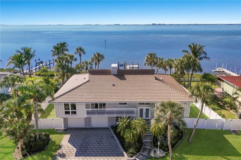 3908 BAYSIDE DRIVE BRADENTON FL 34210